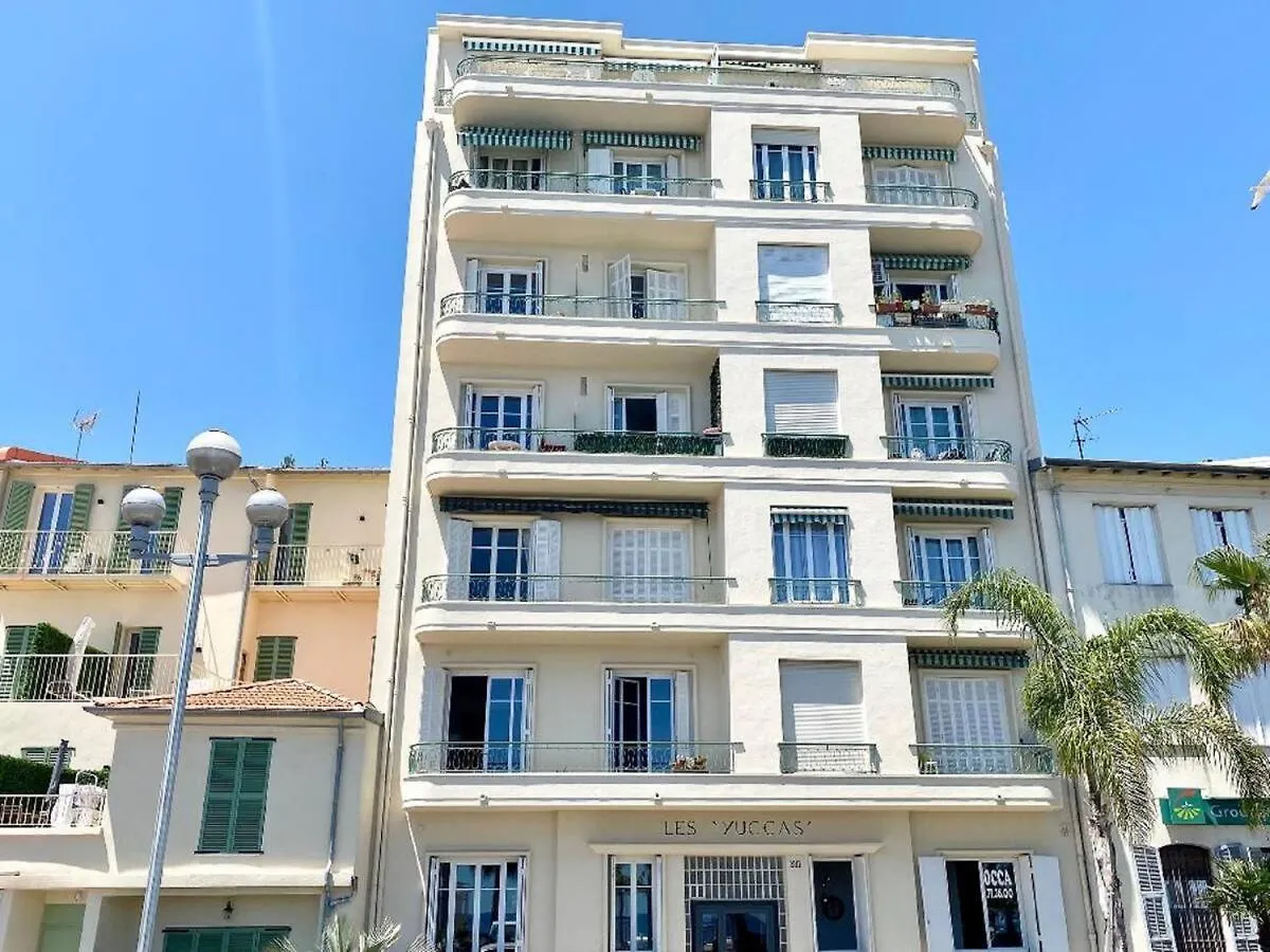 Modern Sea View Apartment On Promenade Des Anglais Nice