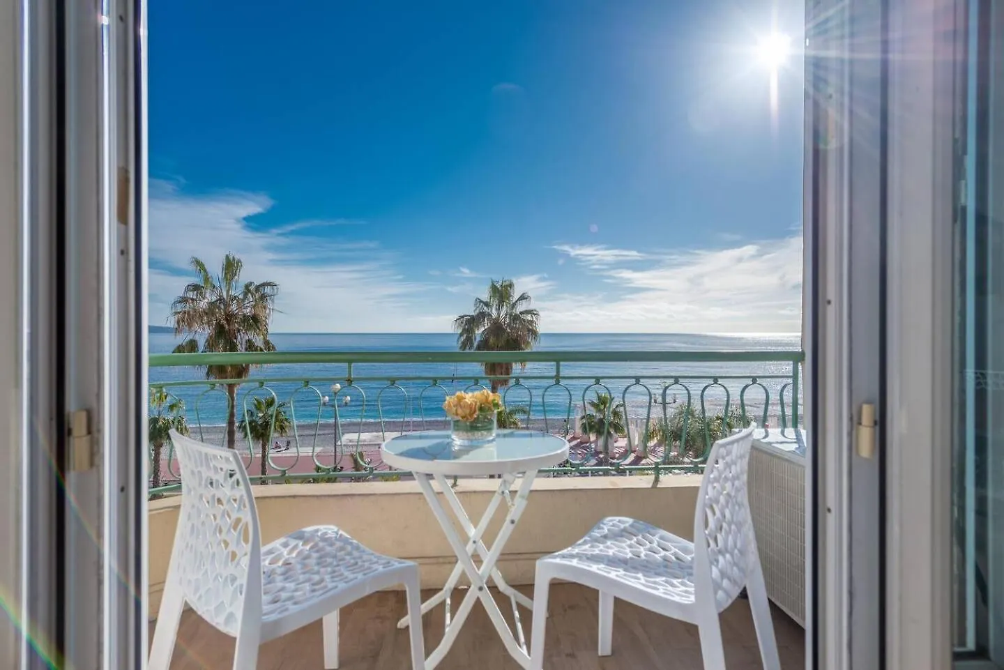 Modern Sea View Apartment On Promenade Des Anglais Nice